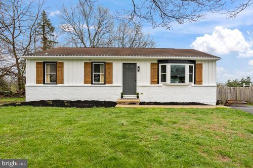 464 W Ridge Rd, ELIZABETHTOWN, PA, 17022-9308 | Card Image