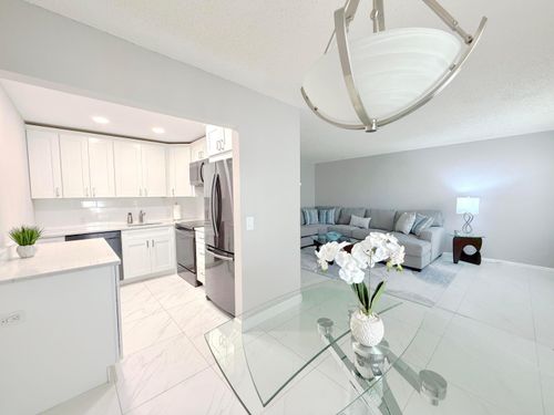 101 Dorset C, Boca Raton, FL, 33434-3008 | Card Image