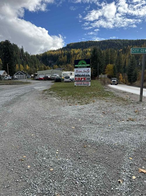 301 Lehigh Ave, Metaline Falls, WA, 99153-5102 | Card Image