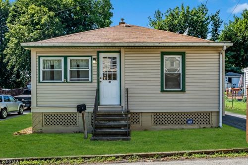 41 Nestor St, Franklin, NJ, 07416-1561 | Card Image