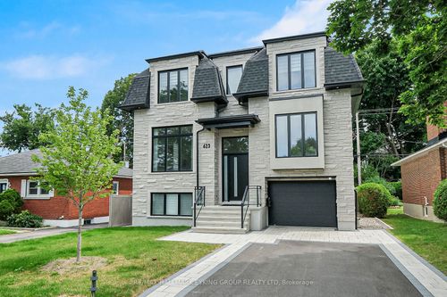 623 Rowanwood Ave, Ottawa, ON, K2A3E3 | Card Image