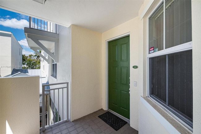 300 - 7598 Sw 102 Nd St, Condo with 3 bedrooms, 3 bathrooms and null parking in Pinecrest FL | Image 22