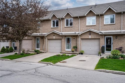 11-1809 Upper Wentworth St, Hamilton, ON, L9B2R9 | Card Image