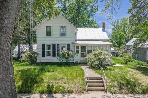 426 4th Street, Baraboo, WI, 53913 | Card Image