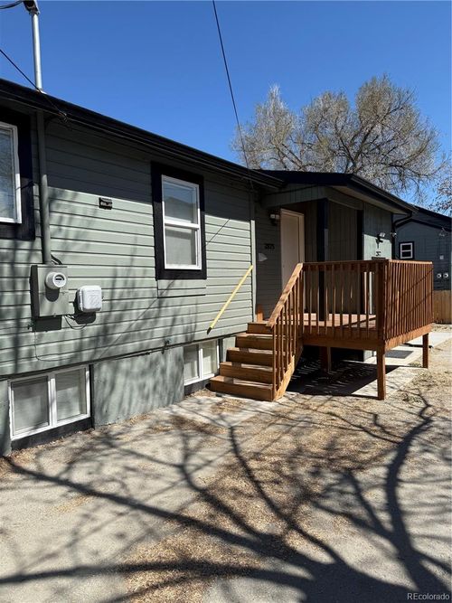 2865 Chase St, Wheat Ridge, CO, 80214-8433 | Card Image