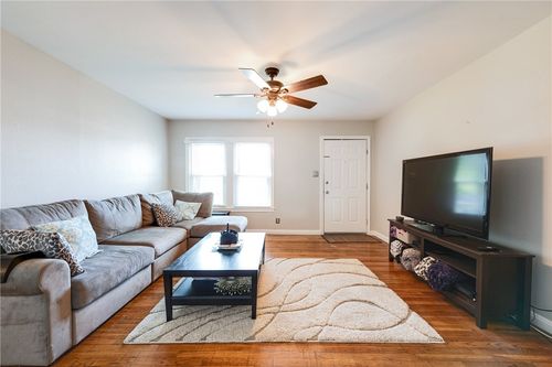 7815 Hardy Dr, Austin, TX, 78757-1344 | Card Image