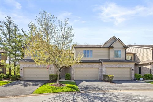 151 Santa Fe Ln, Willow Springs, IL, 60480-1624 | Card Image