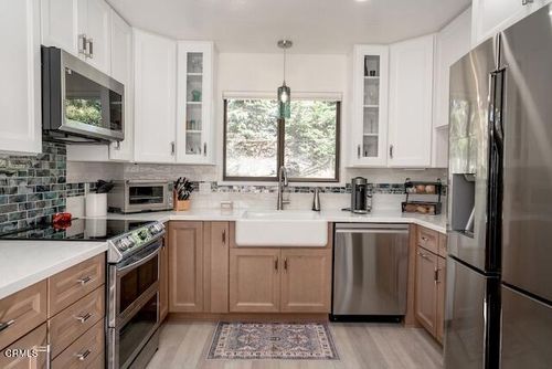 12061 Cedarwood, Mendocino, CA, 95460-9523 | Card Image