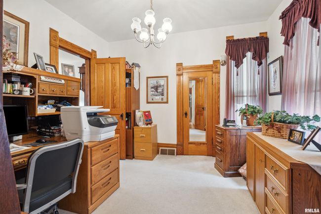 404 6 Th Ave, House other with 4 bedrooms, 2 bathrooms and null parking in Clarence IA | Image 11