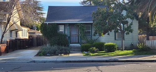 2235 4th St, Livermore, CA, 94550-4552 | Card Image