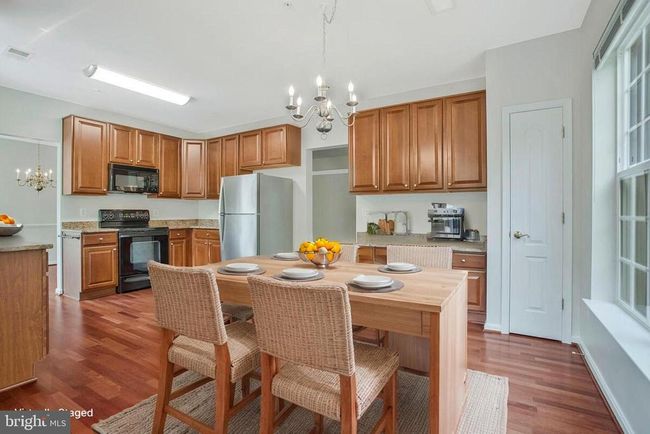 UNIT-206 - 7305 Maplecrest Rd, Condo with 2 bedrooms, 2 bathrooms and null parking in ELKRIDGE MD | Image 16