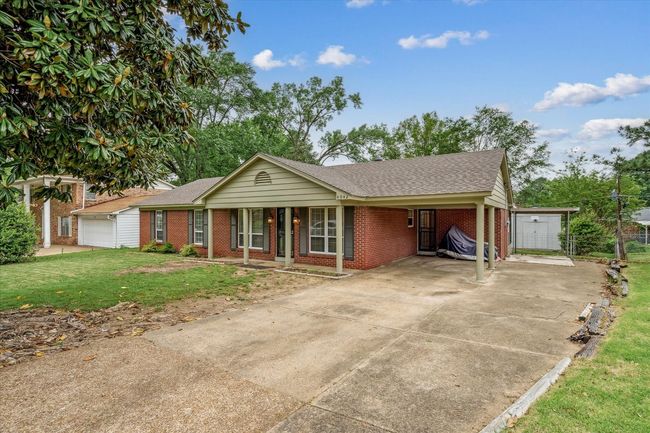 4042 Twin Lakes Dr, House other with 3 bedrooms, 2 bathrooms and null parking in Memphis TN | Image 4