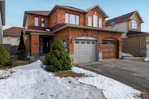 142 Leslie Ave, Barrie, ON, L4N9P4 | Card Image