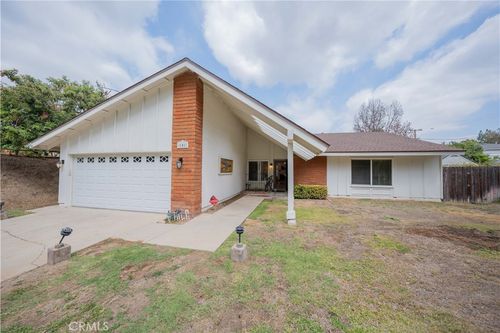 101 Helen Dr, Fullerton, CA, 92835-3520 | Card Image