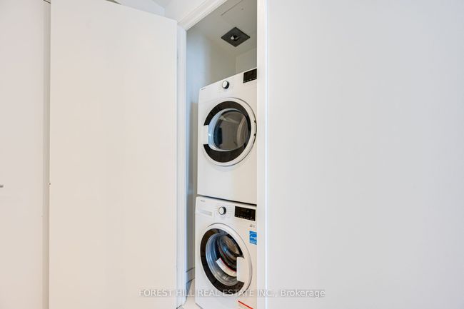 1506 - 5 Buttermill Ave, Condo with 2 bedrooms, 2 bathrooms and 1 parking in Vaughan ON | Image 18