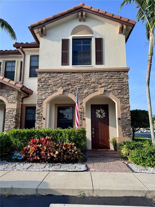 3204 Se 5th St, Homestead, FL, 33033-7225 | Card Image