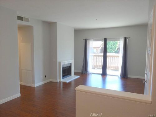 1307-2960 Champion Way, Tustin, CA, 92782 | Card Image