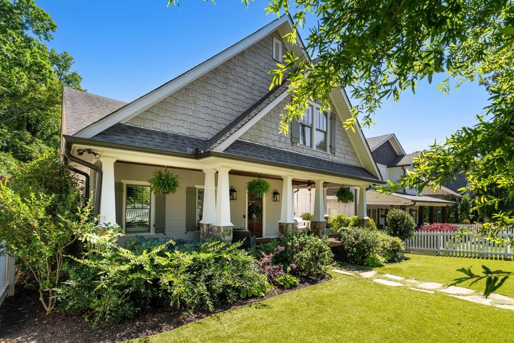 Maediris Dr, Decatur, GA 30030