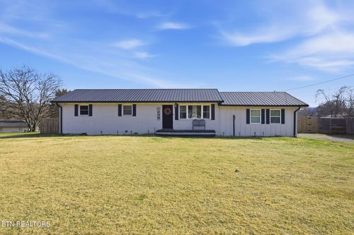 1239 S Old Sevierville Pike, Seymour, TN, 37865-4032 | Card Image