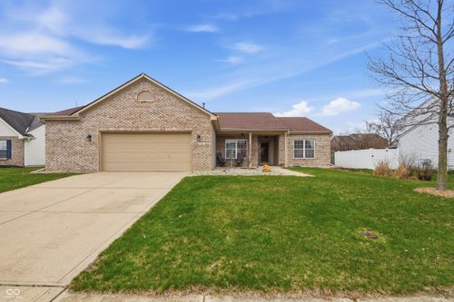 17038 Harbinger Ct, Westfield, IN, 46062-6550 | Card Image