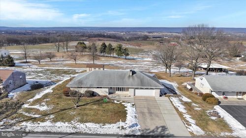 263 Eisenhower Rd, PALMYRA, PA, 17078-8515 | Card Image