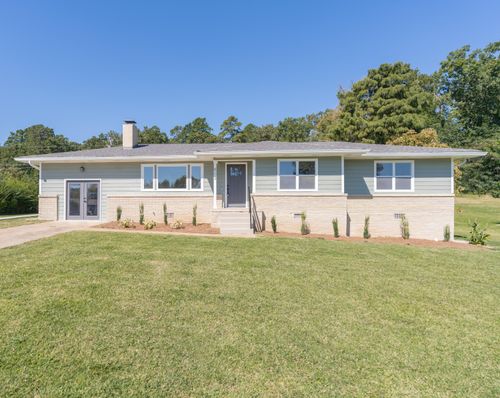 913 Woodmore Ter, Chattanooga, TN, 37411-2228 | Card Image