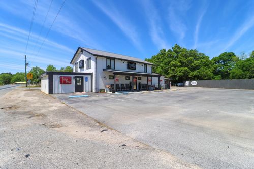 8196 Highway 85 N, Laurel Hill, FL, 32567-2143 | Card Image