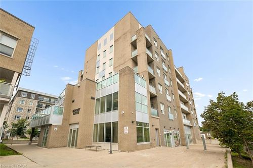 h204-62 Balsam St, Waterloo, ON, N2L3H2 | Card Image