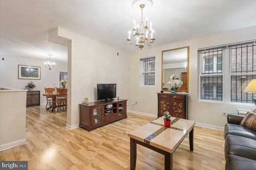 105-1458 Columbia Rd Nw, WASHINGTON, DC, 20009-4727 | Card Image
