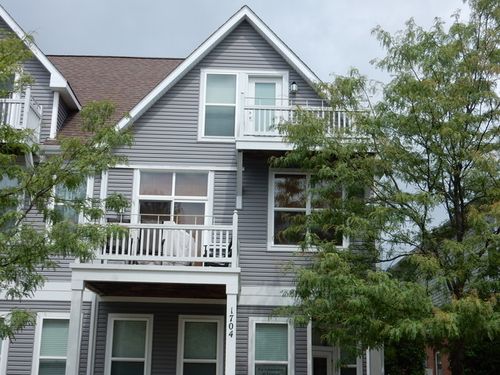1702 Simms St, Aurora, IL, 60504-4789 | Card Image