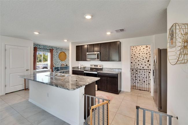 16894 Delia St, House other with 4 bedrooms, 3 bathrooms and null parking in WIMAUMA FL | Image 11