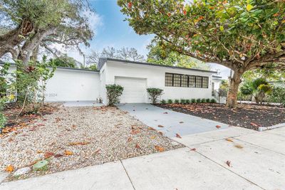 675 Ne 159th St, House other with 4 bedrooms, 4 bathrooms and null parking in Miami FL | Image 2