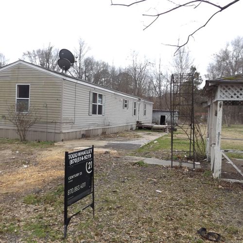 930 Brown St, Hamburg, AR, 71646-3054 | Card Image