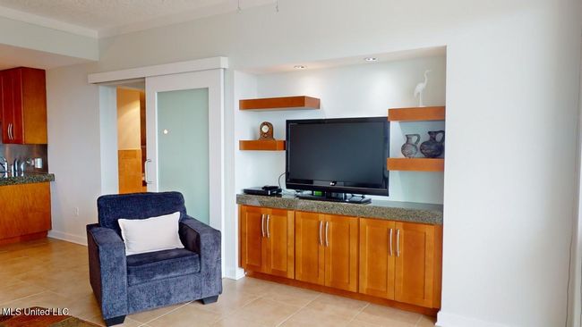 2060-Beach-Blvd-01092025_145724 | Image 6