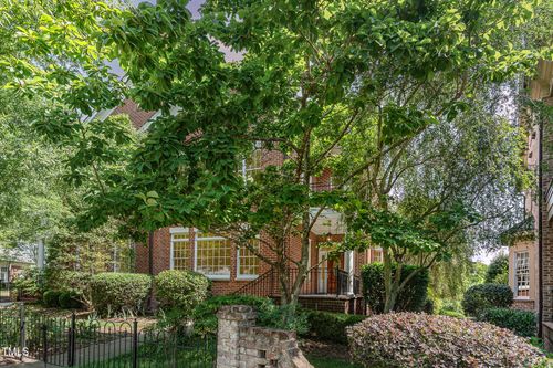 218 W Barbee Chapel Rd, Chapel Hill, NC, 27517-7510 | Card Image
