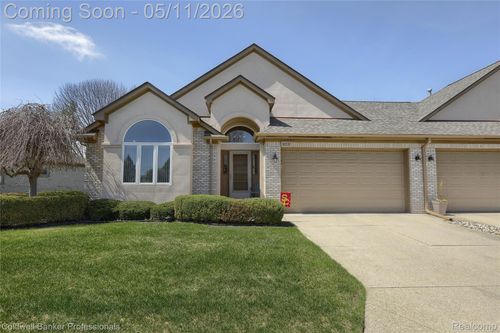 11-52237 Mitchell Ln, Macomb, MI, 48042-5691 | Card Image