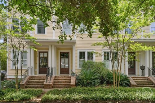 714 Tattnall St, savannah, GA, 31401-5542 | Card Image