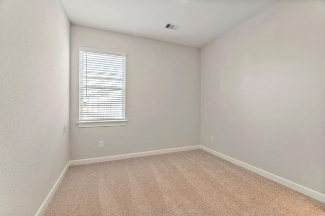 10514 Sutter Creek Dr, House other with 4 bedrooms, 2 bathrooms and 2 parking in Iowa Colony TX | Image 12