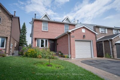 755 Cobblers Crt, House other with 4 bedrooms, 3 bathrooms and 3 parking in Pickering ON | Image 1