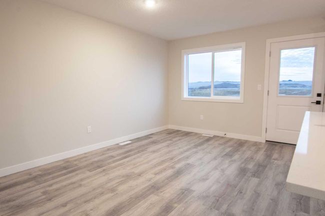 11433 95 Street, Home with 3 bedrooms, 3 bathrooms and 2 parking in Clairmont AB | Image 10