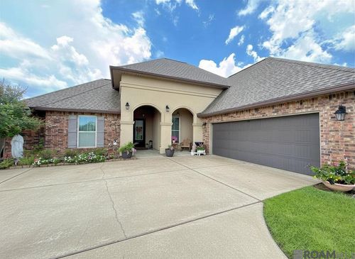 4418 Union Dr, Addis, LA, 70710-2450 | Card Image