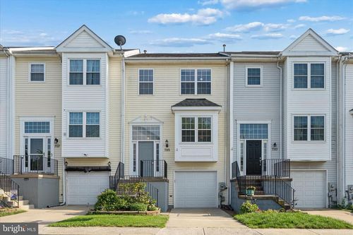 7115 Collinsworth Pl, FREDERICK, MD, 21703-9477 | Card Image