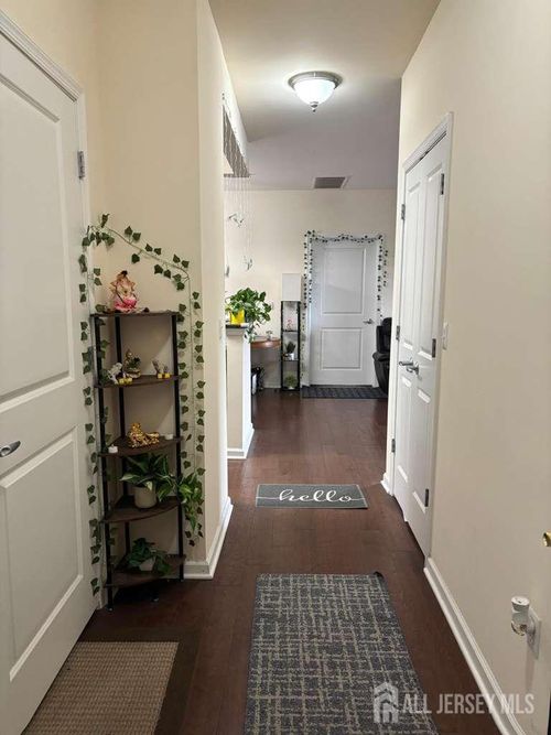 626 Strassle Way, South Plainfield, NJ, 07080-4050 | Card Image