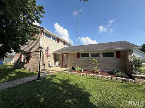 716 W Oak St, Mitchell, IN, 47446-1062 | Card Image