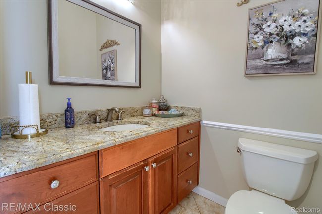 21-Half-Bath.jpg | Image 20