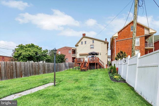 70 N Main St, House other with 3 bedrooms, 2 bathrooms and null parking in SPRING GROVE PA | Image 30