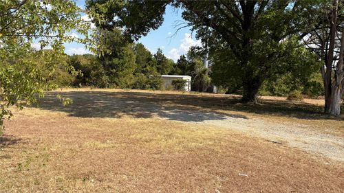 4560 N University Hills Blvd, Lancaster, TX, 75134-1011 | Card Image