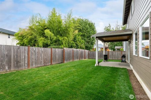 919 Joan Dr, Sultan, WA, 98294-7800 | Card Image