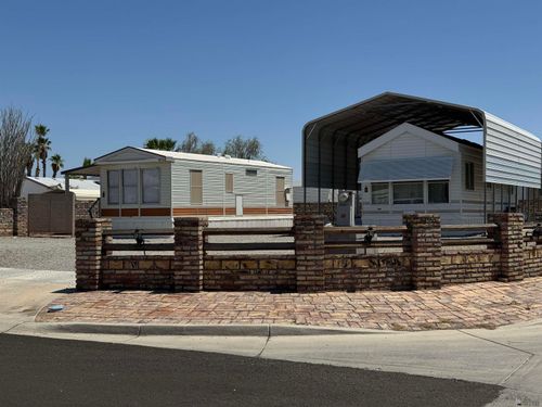 13697 E 49th Ln, Yuma, AZ, 85367-8506 | Card Image