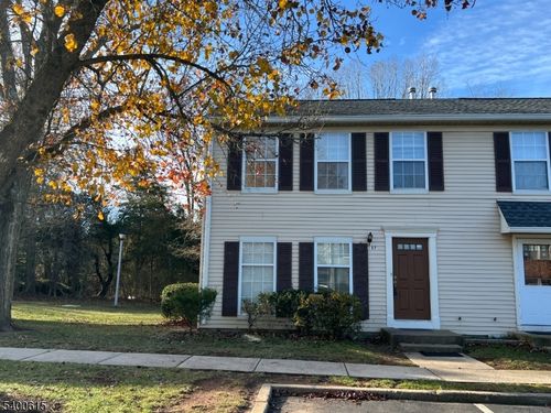 107 Prestbury Ln, Somerset, NJ, 08873-4786 | Card Image